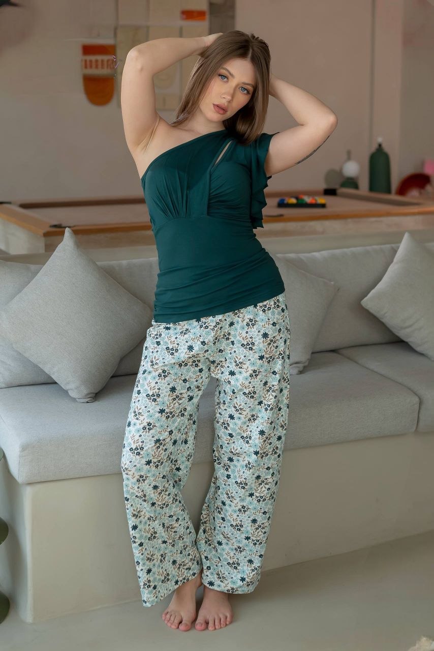 Yasmina 917