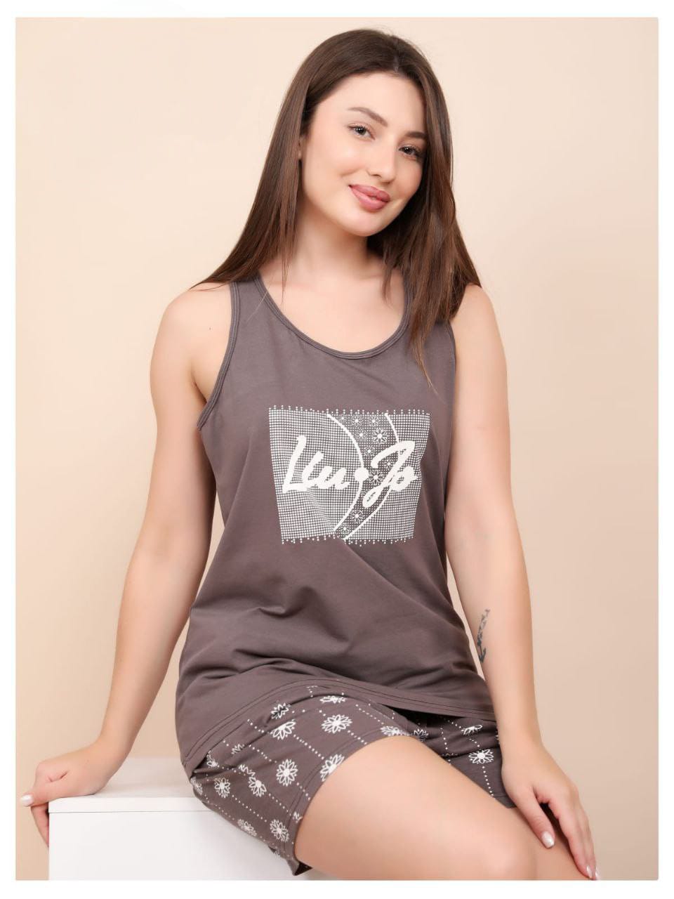 lara 516